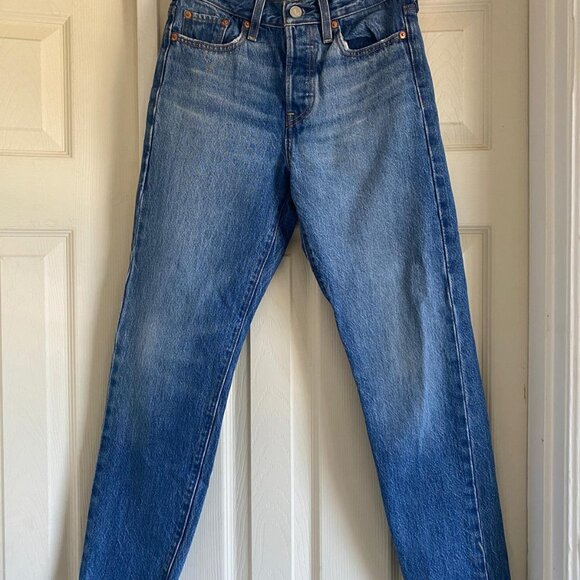 Levi’s Premium Wedgie Fit Jeans - Picture 1 of 4